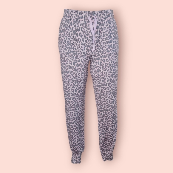 Just Be Pink and Gray Leopard Print Pants - Picture 1 of 2